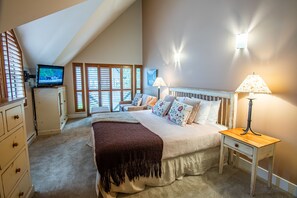 5 makuuhuonetta, silitysrauta/-lauta, Wi-Fi, vuodevaatteet