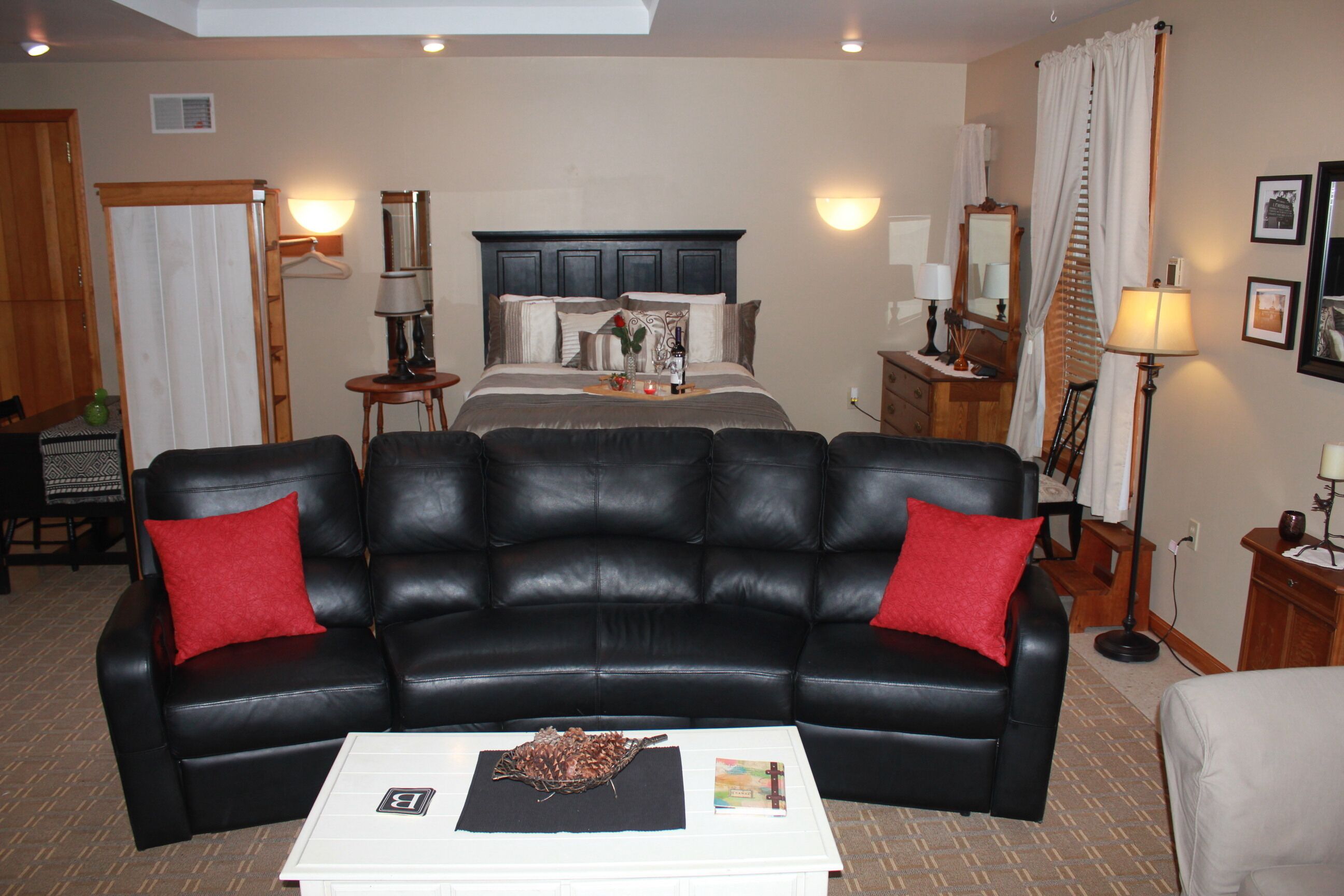 Charming Cottage Retreat, Dog friendly 