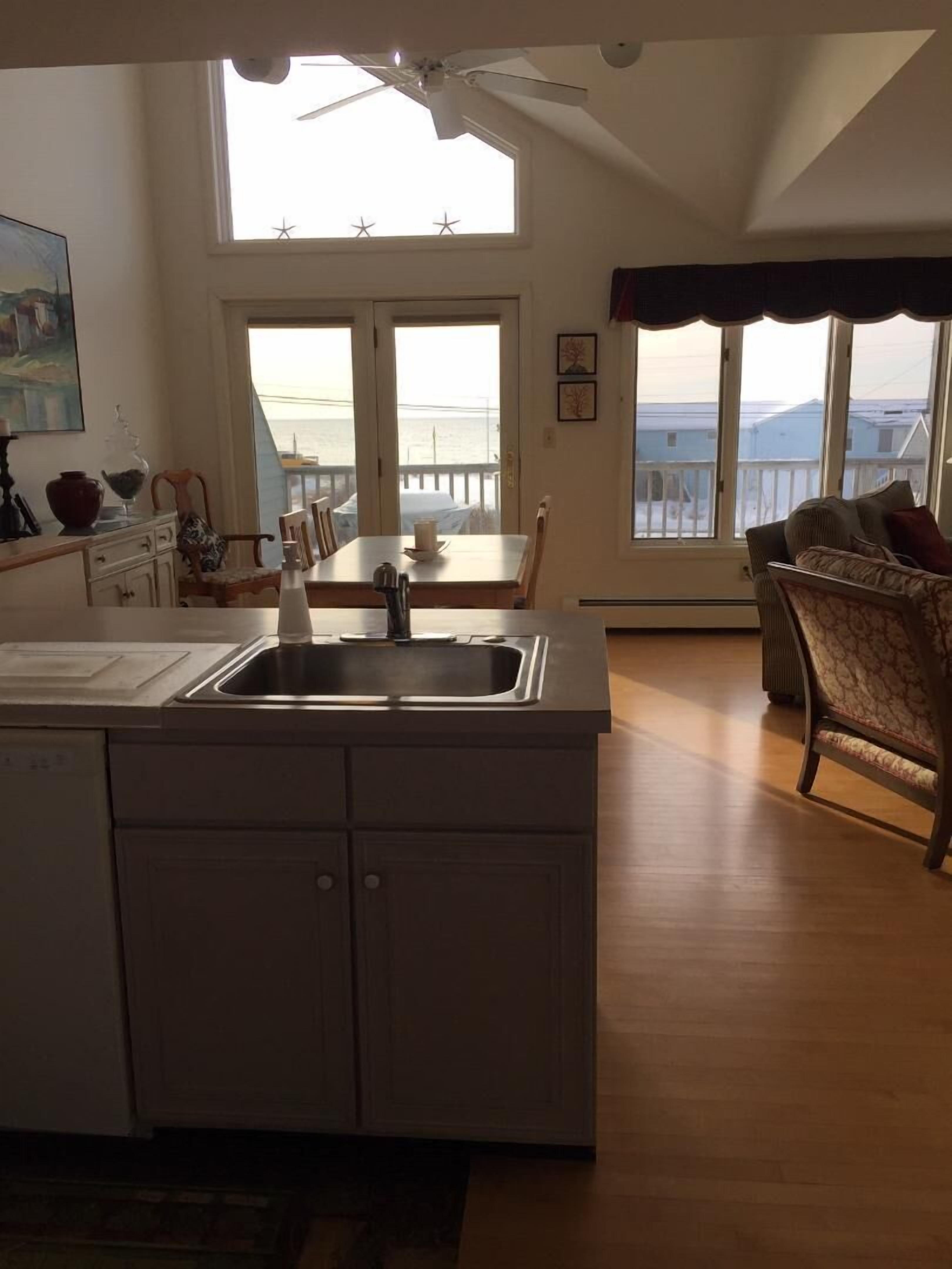 Beachfront Designer Furnished 