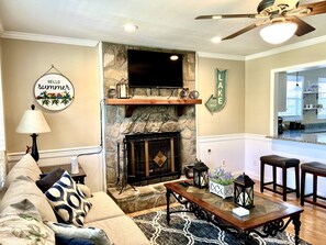 Smart TV, fireplace, DVD player, table football