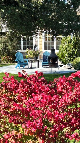 Cozy, clean, relaxing beach cottage awaits you!!