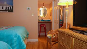 2 slaapkamers, een strijkplank/strijkijzer, wifi, beddengoed