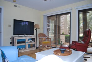 Smart TV, DVD player
