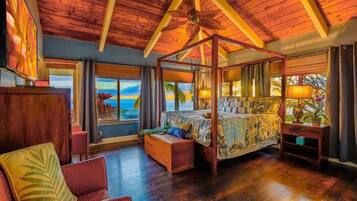 4 quartos, escrivaninha, ferros/tábuas de passar roupa, Wi-Fi