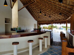 Bar (in der Unterkunft)