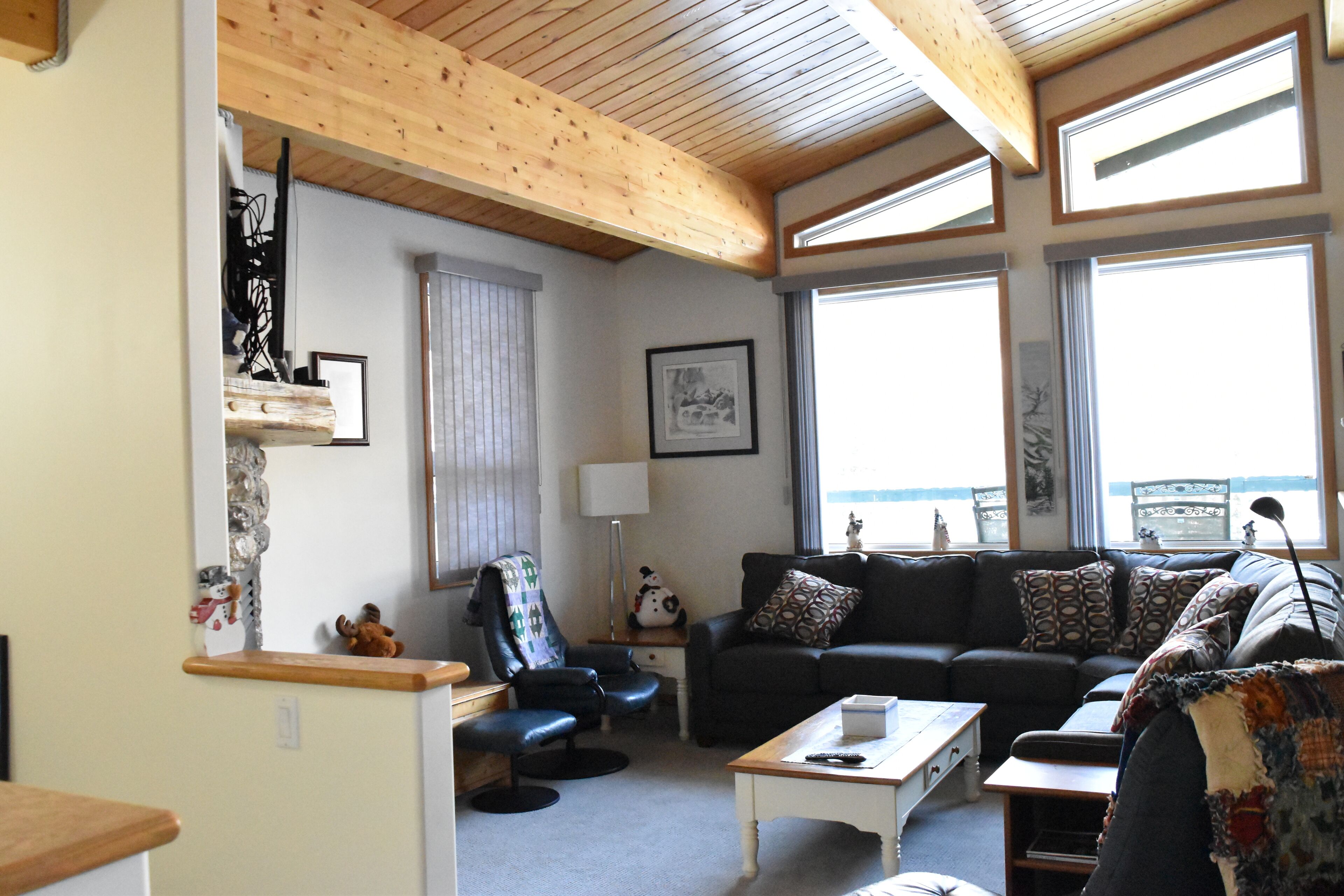 Extreme Dream Chalet in the Heart of Panorama Mountain Resort