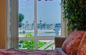 1 Schlafzimmer, Betten mit Memory-Foam-Matratzen, Bügeleisen/Bügelbrett