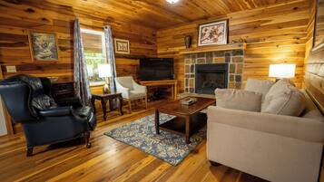 Smart TV, fireplace, DVD player
