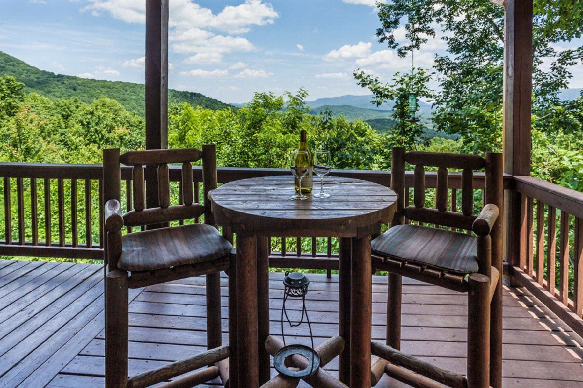 Luxury Lodge - Mtn Views, Hot Tub, Dog Friendly