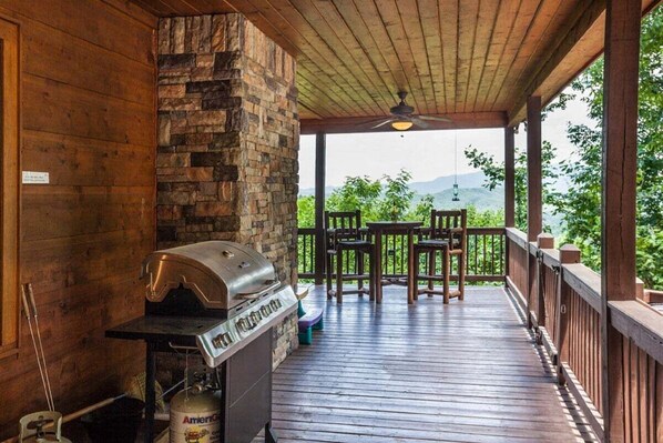 Unclassified image, 1 of 23, button