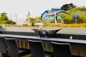 Property grounds - Beautiful Condo Steps to the Beach! Ocean View!!!! First Floor Unit 1  (Carpinteria)