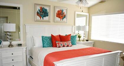Fabulous Home & Perfect Location - Brand New Decor & Professionally Designed
