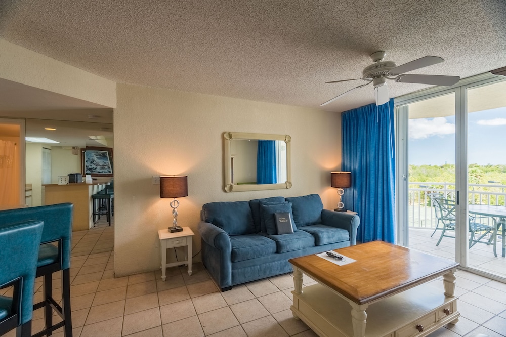 Peaceful 2 BR Condo with All Amenities