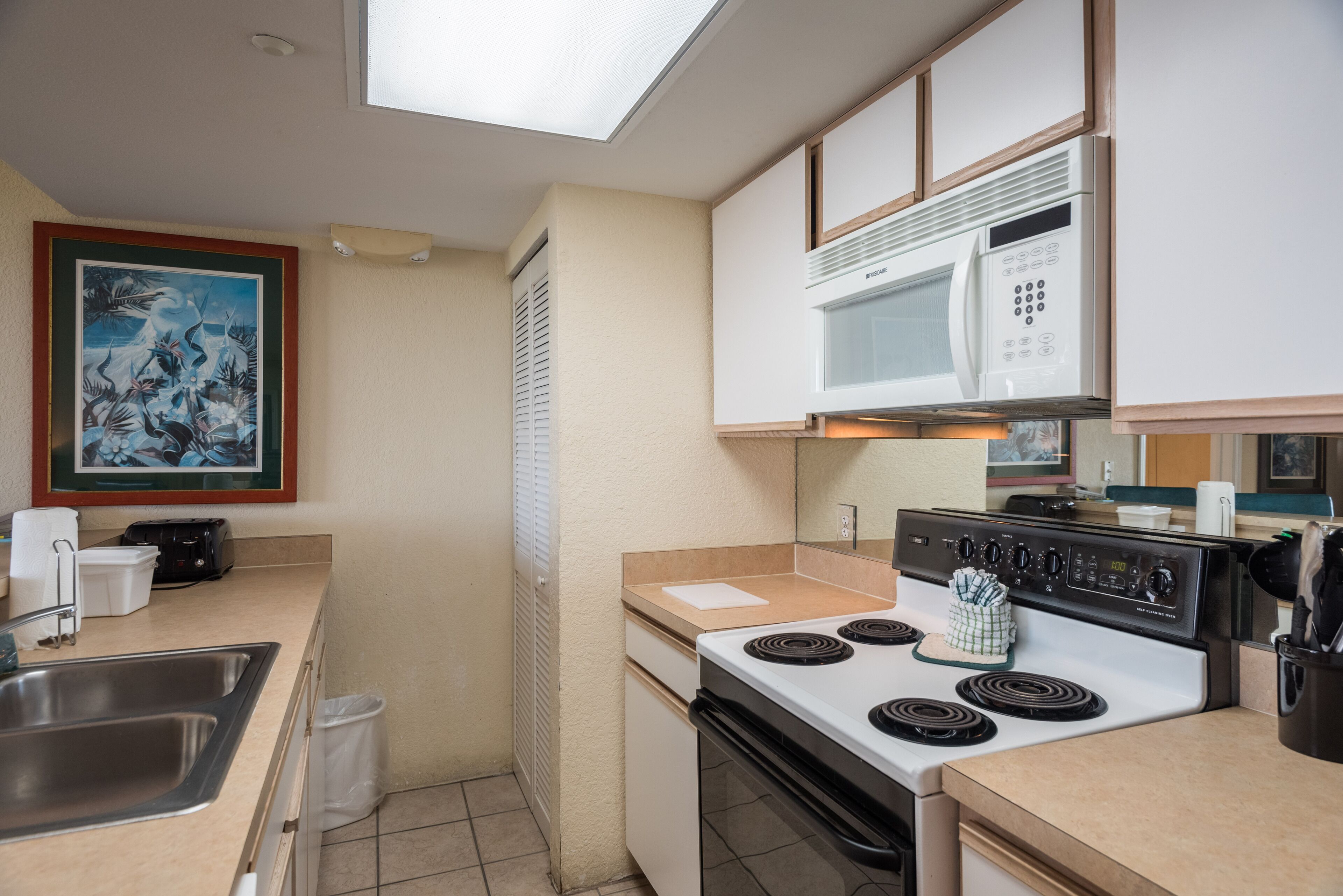 Peaceful 2 BR Condo with All Amenities