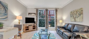Romantic Condo in City Center- Wright Square Loft C