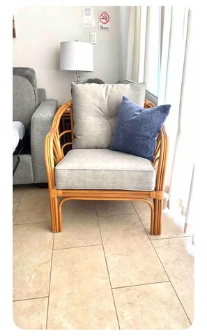 Smart TV, reproductor de DVD, estéreo