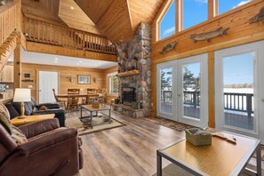 TV, fireplace, video games, DVD player - Up North Majestic Pines Retreat Lodge on Mary Lake, Emily MN (Emily)