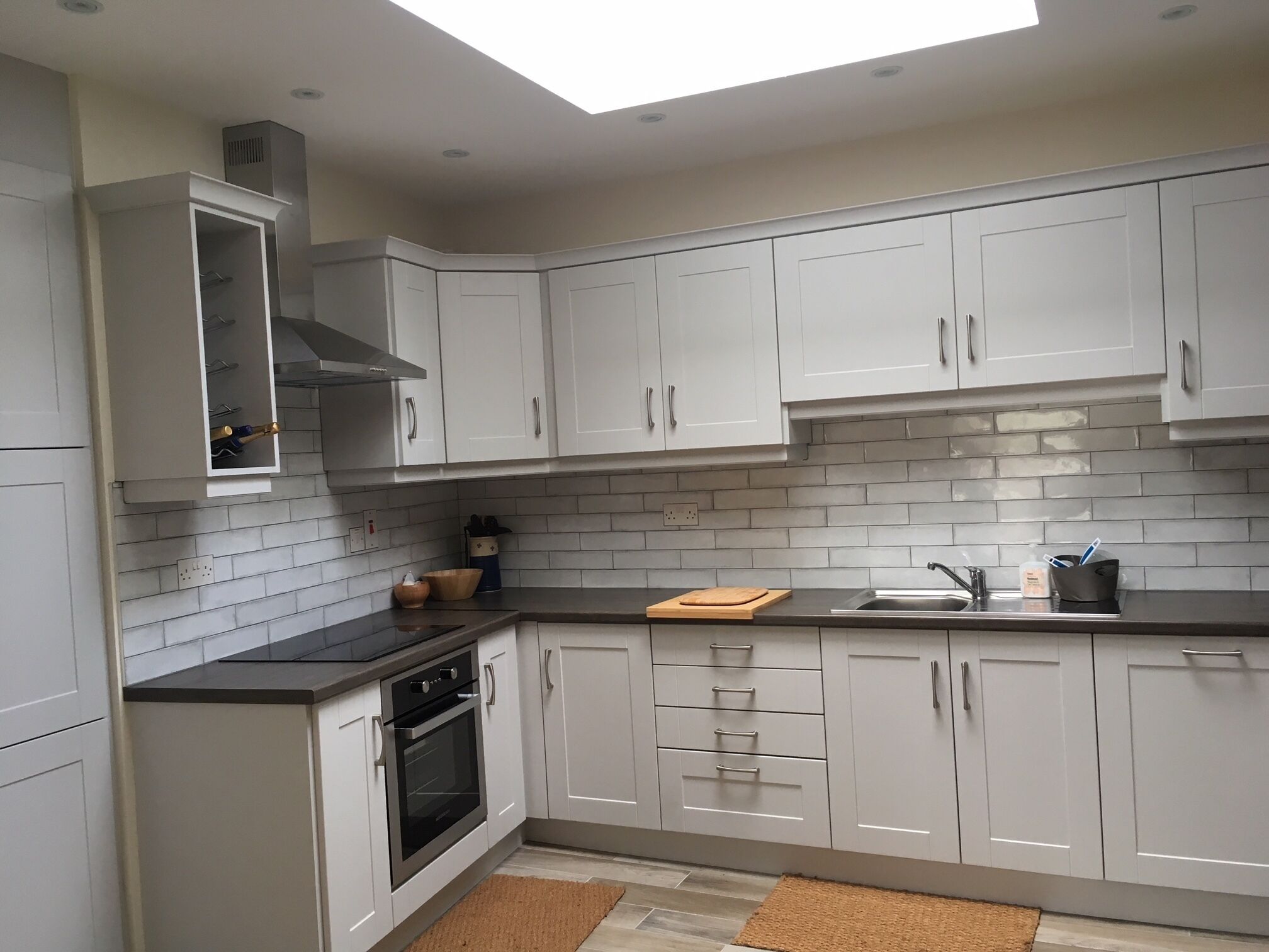 ENTIRE  NEWLY RESTORED TOWNHOUSE