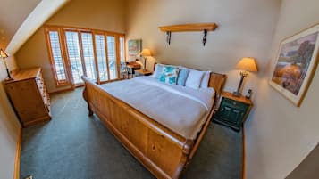 5 chambres, bureau, accès au Wi-Fi (inclus), literie fournie