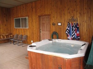 Bain à remous intérieur