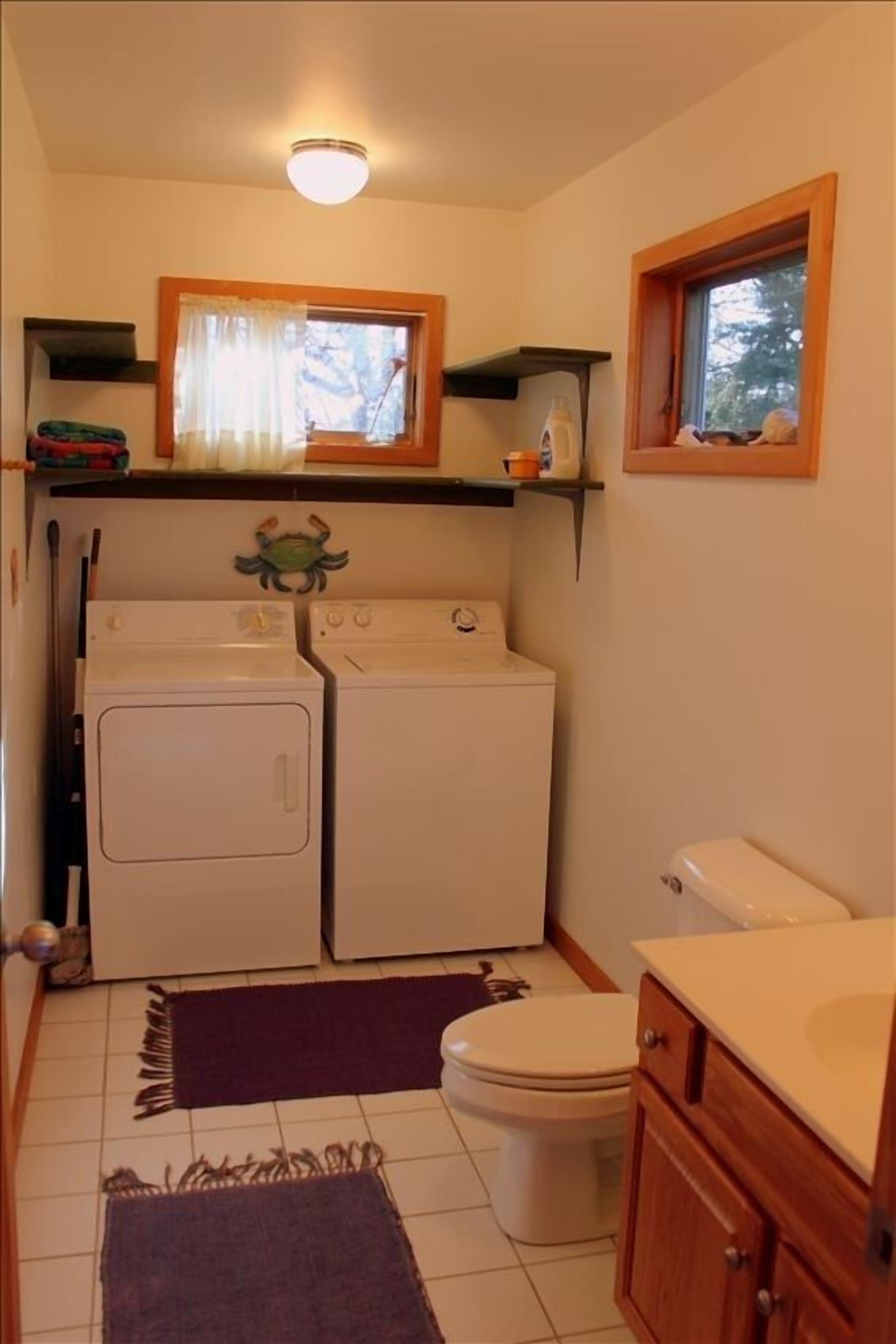 Beautiful Canalfront Cottage, Perfect for Couples!