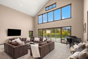 Smart TV, fireplace, DVD player, foosball