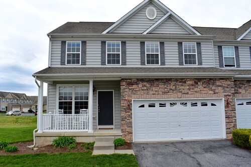4 Bed Townhome in Lewes/Rehoboth with Community Pool