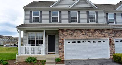 4 Bed Townhome in Lewes/Rehoboth with Community Pool