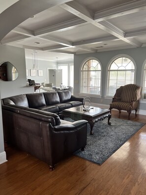 Smart TV, reproductor de DVD, oficina y impresora