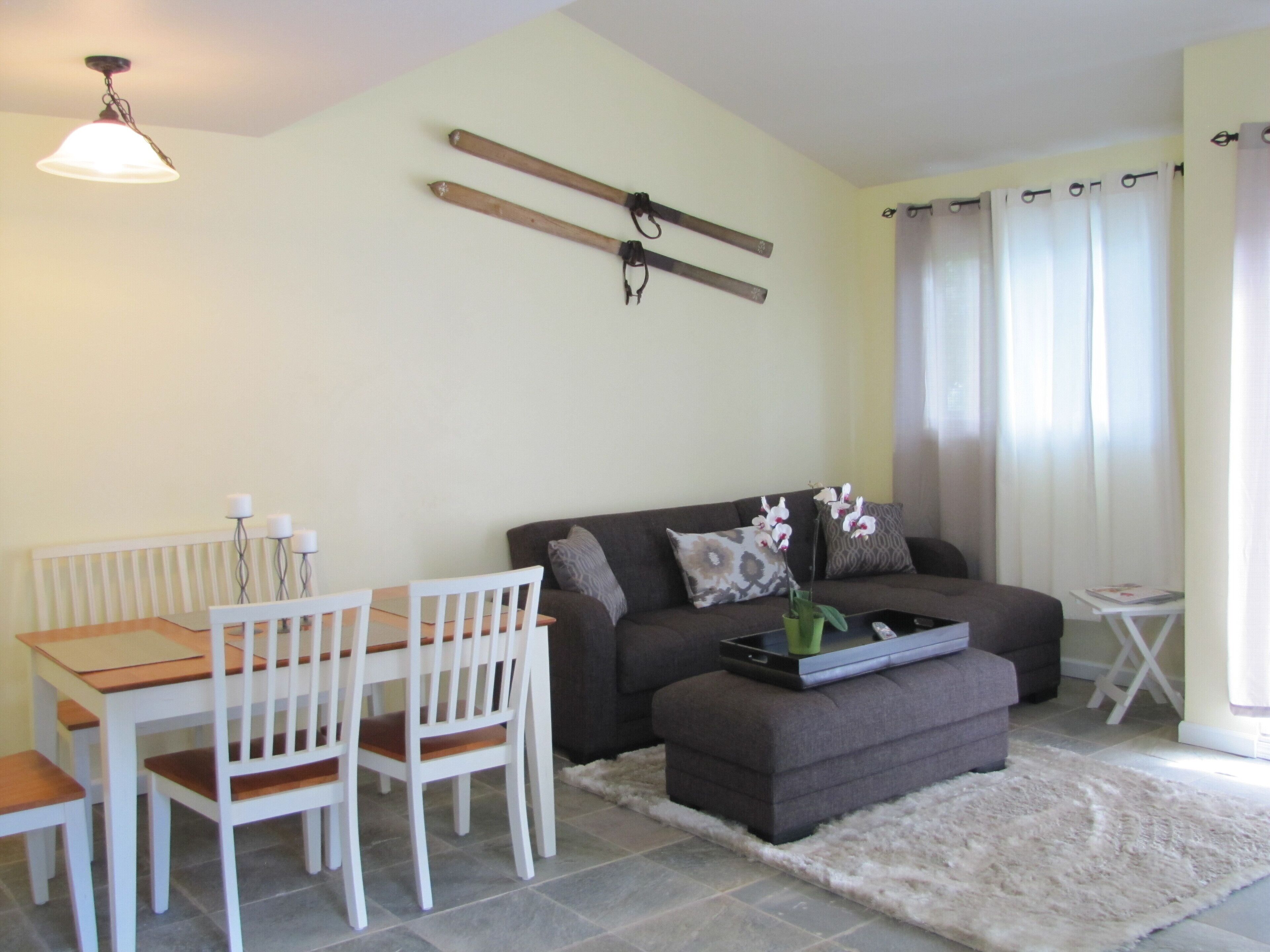 Steps To Ski, Shop, And Dine In Our Charming Condo