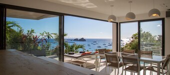 NEW Villa AKA walking distance to the beach