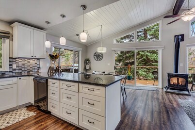 Pet-Friendly, Private Creekside Retreat Near Town & Hot Springs