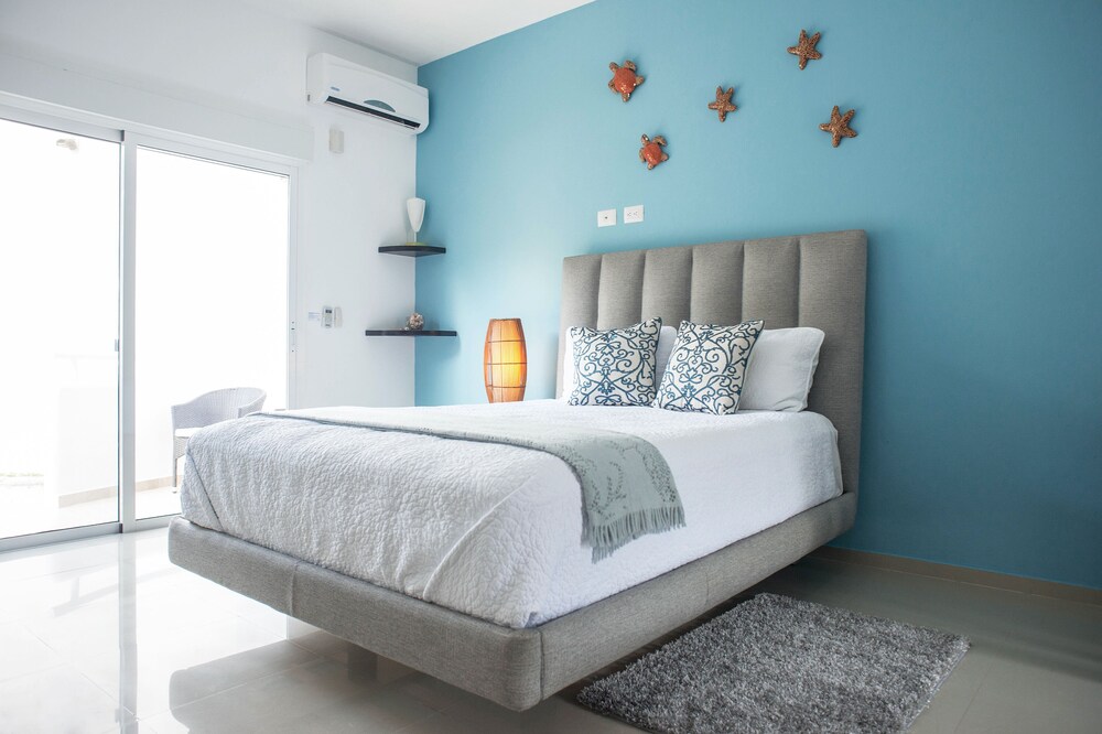 Peaceful Poolside Modern Studio in Cozumel!