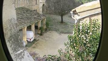 Double or Twin Room, 1 Bedroom, Non Smoking, Ensuite | Pemandangan dari bilik