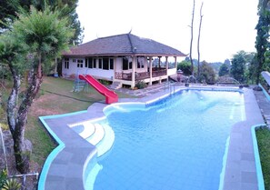 Exercise/lap pool - Resort Highlander (Cilobak)