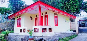 Villa, 1 Bedroom | Soundproofing, free WiFi, bed sheets - Resort Highlander (Cilobak)