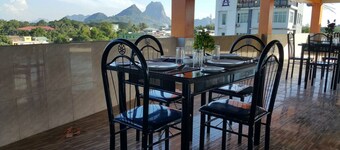 Golden Palace Hotel Hpa An
