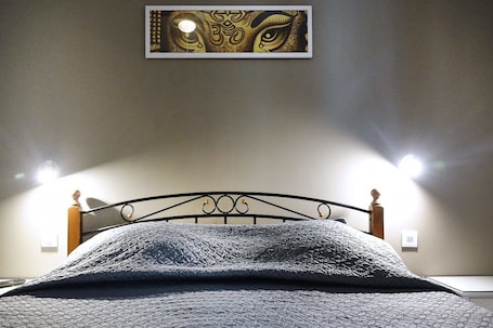 Family Double Room (La Sol Aire) | In-room safe, individually decorated, individually furnished. La Re'Belle