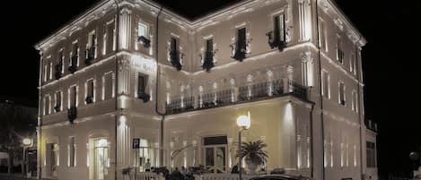 Front of property – evening/night