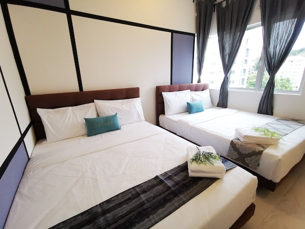 Basic Apartment, 3 Bedrooms | Desk, blackout drapes, iron/ironing board, bed sheets