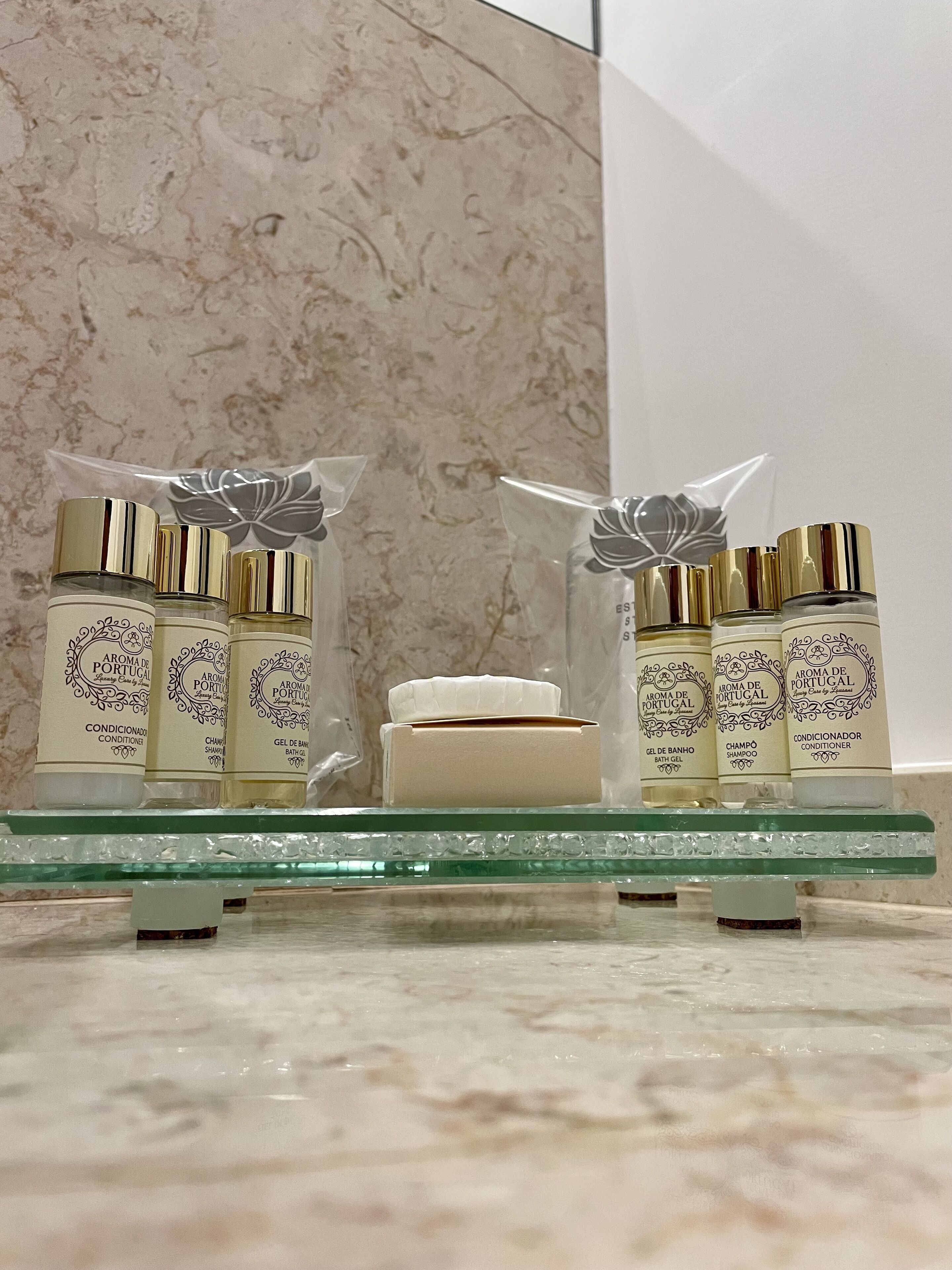 superior twin room | bathroom | free toiletries, hair dryer, towels