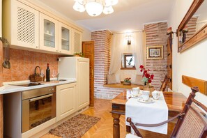 Luxury Apartment | Private kitchen - Porta Orientalis (Split)