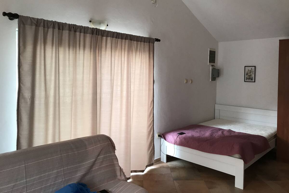 開放式客房, 陽台 | 起居區 | 平面電視