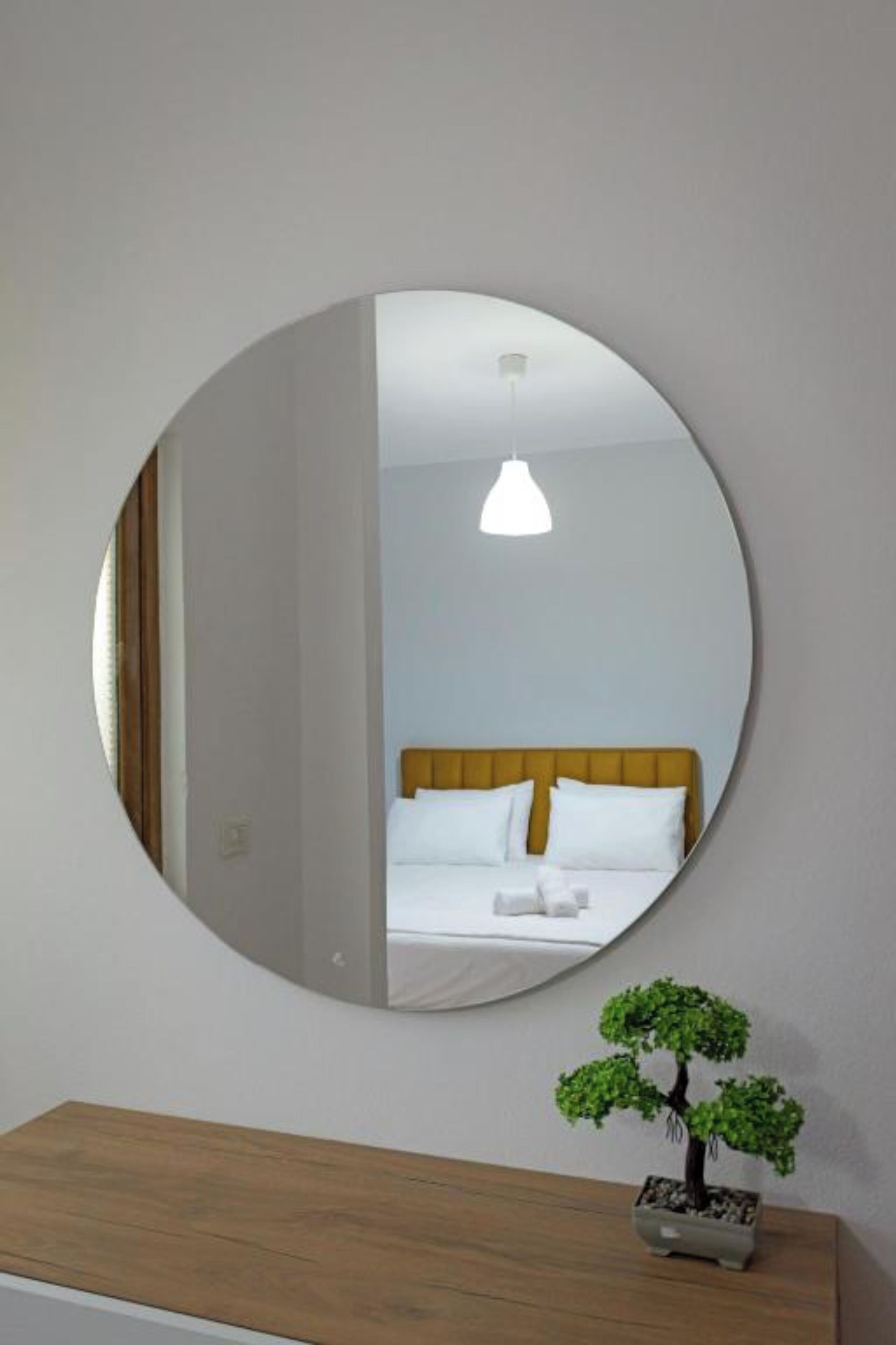 In-room safe, desk, iron/ironing board, free WiFi