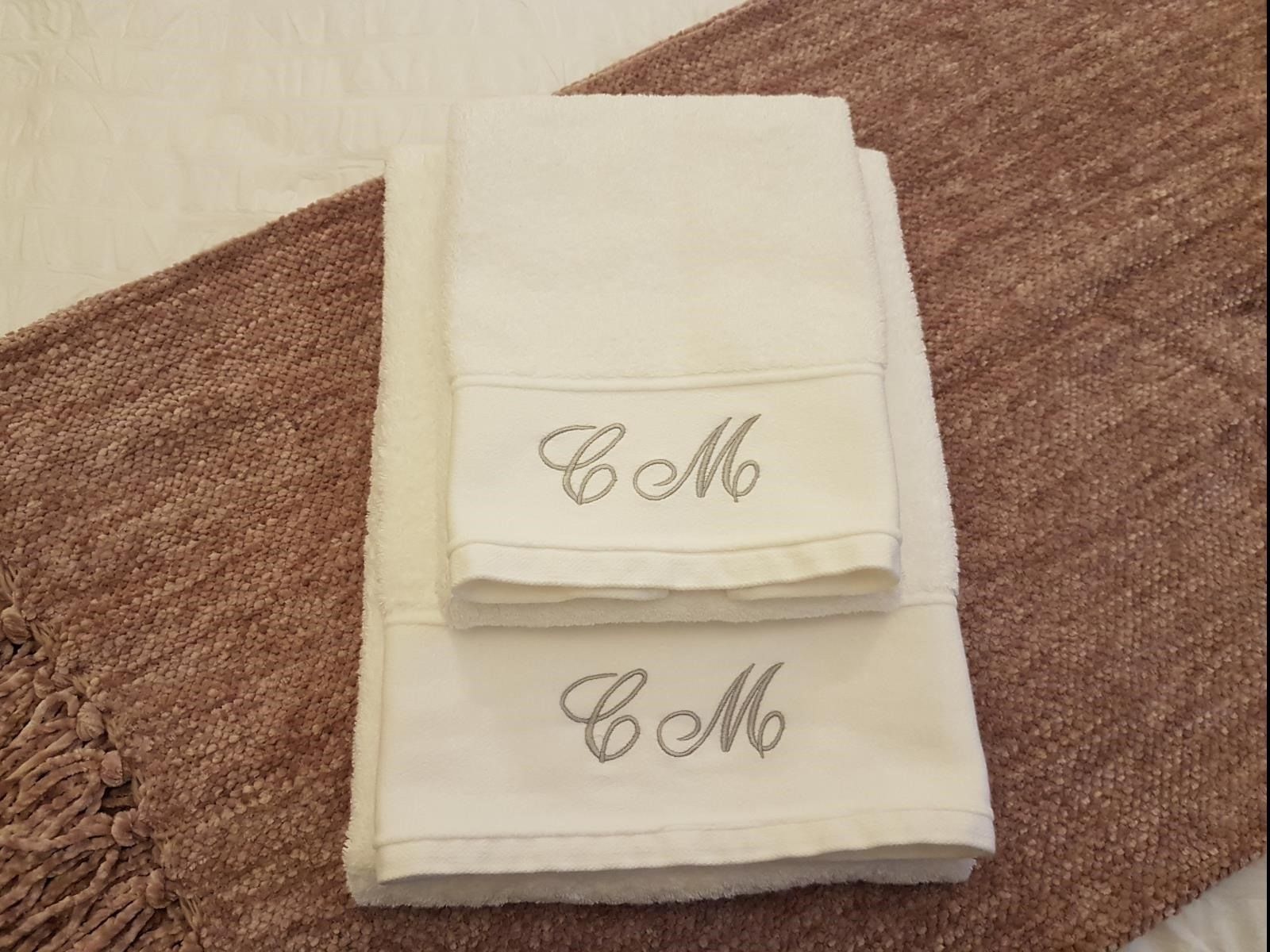Ropa de cama de alta calidad y camas con efecto memoria 