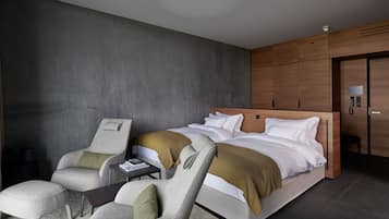 1 phòng ngủ, bộ đồ giường cao cấp, minibar với thức uống miễn phí