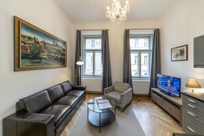 Family Apartment | Living room - Old Town - Skorepka Apartments (Prague)