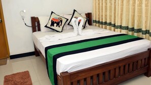 Basic Single Room, 1 Twin Bed, Accessible, Garden View | Air conditioning - Kingfisher Tours Srilanka (Colombo)