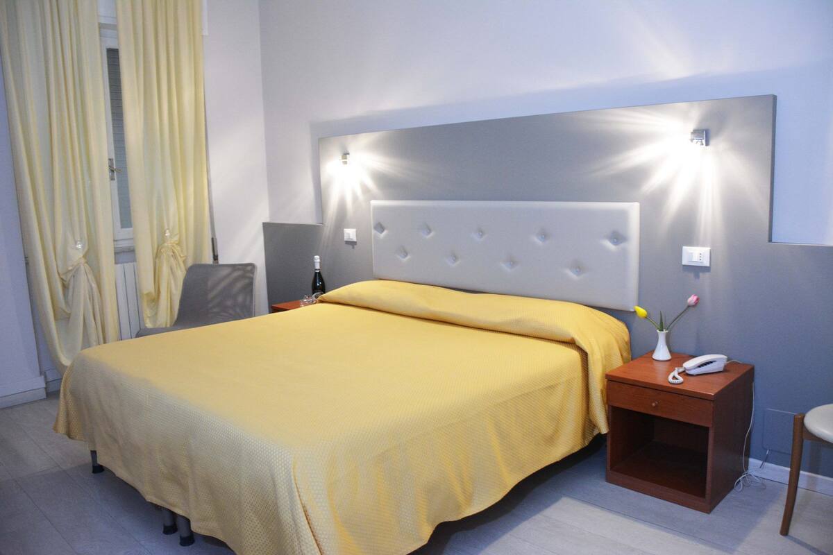 Superior Double or Twin Room | 1 bedroom, desk, WiFi (free), bed sheets