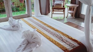 Villa – honeymoon (Sharing Pool)